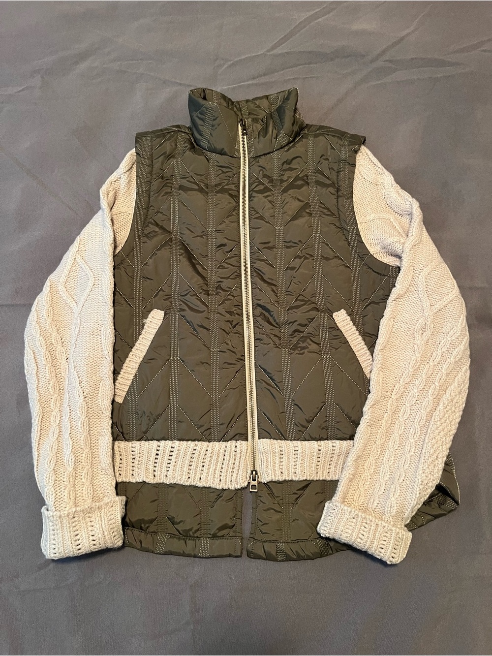 Nordstrom Olive Green Quilted Puffer Jacket with Cream Knit Sleeves